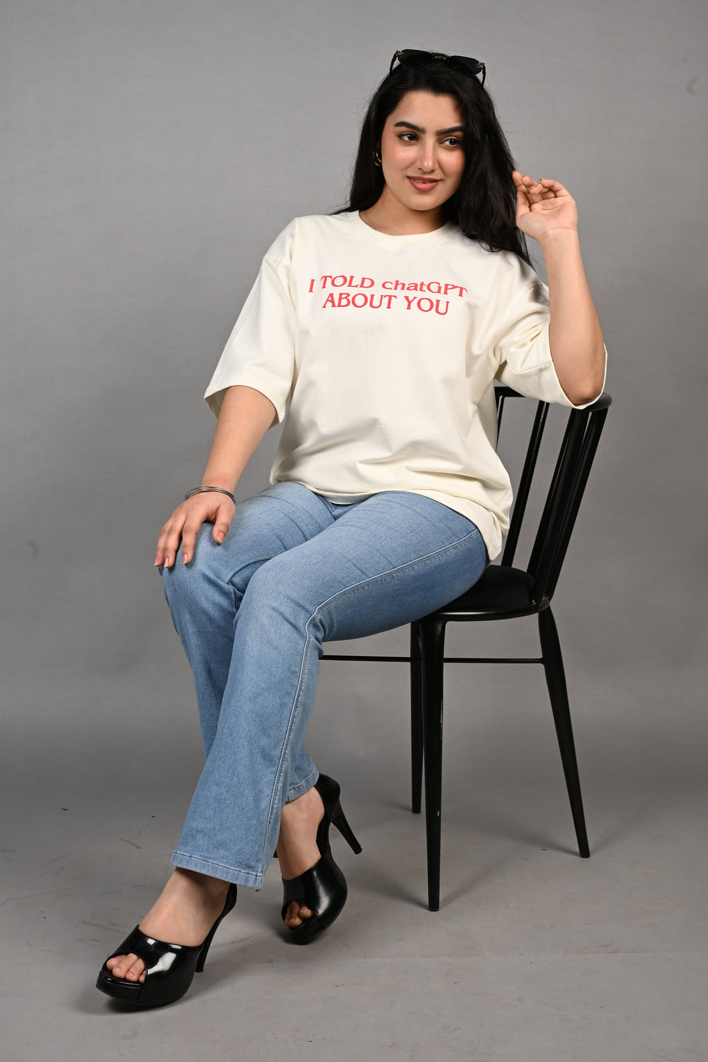 ChatGPT love oversied tshirt