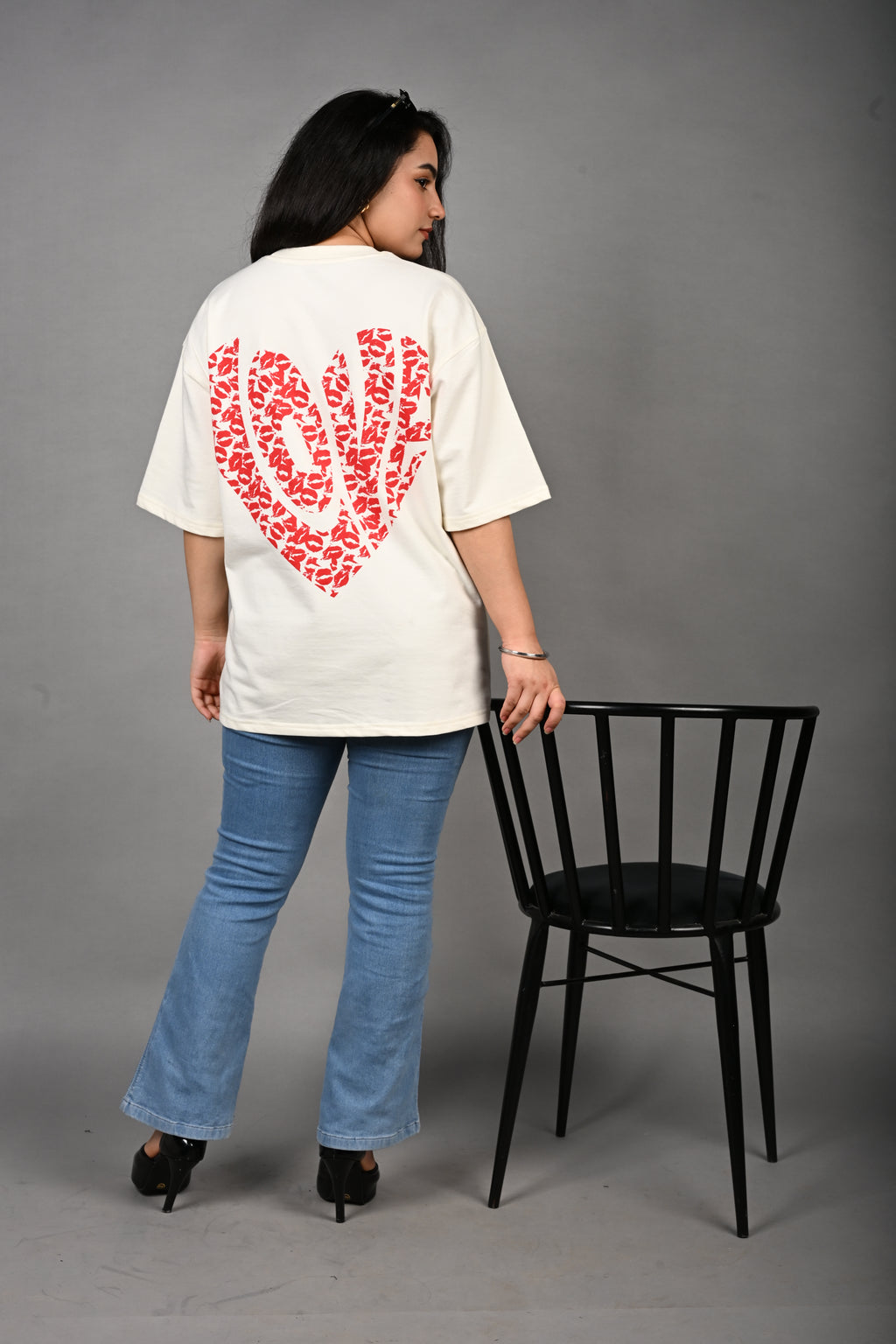 ChatGPT love oversied tshirt