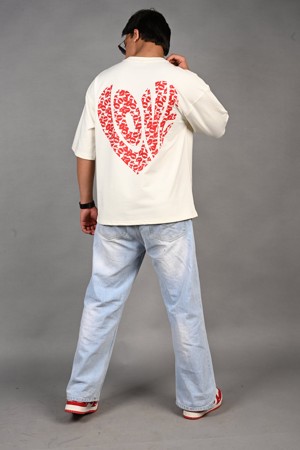 ChatGPT love oversied tshirt
